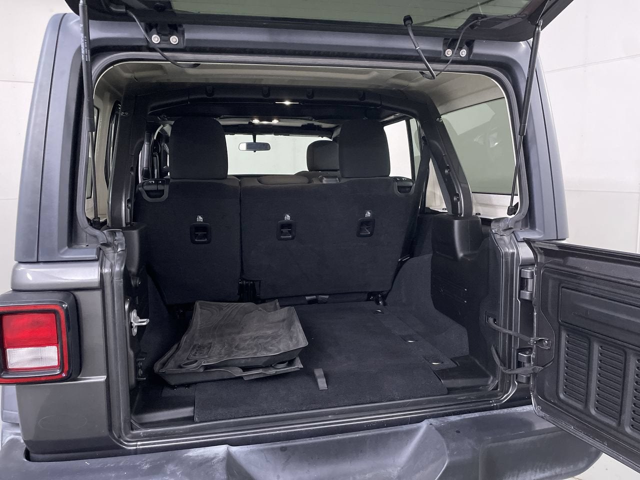 2019 Jeep Wrangler Sport S