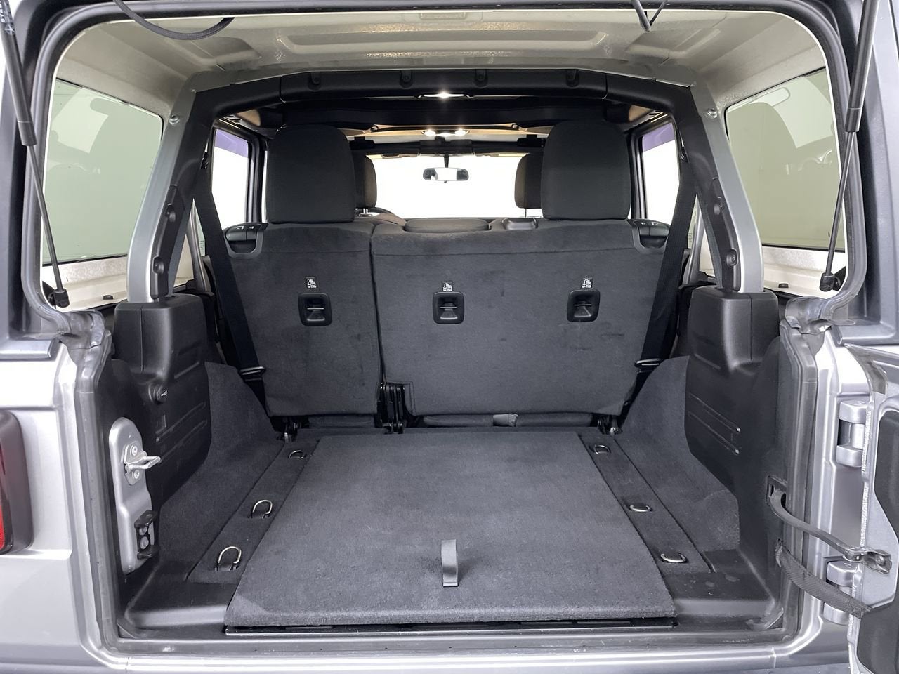 2020 Jeep Wrangler Sahara