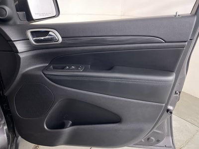 2019 Jeep Grand Cherokee Laredo E