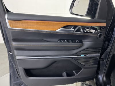 2022 Jeep Grand Wagoneer Series III