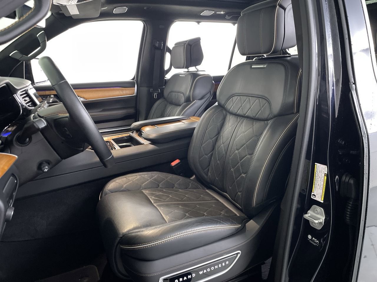 2022 Jeep Grand Wagoneer Series III