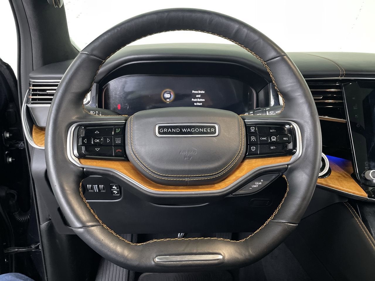 2022 Jeep Grand Wagoneer Series III