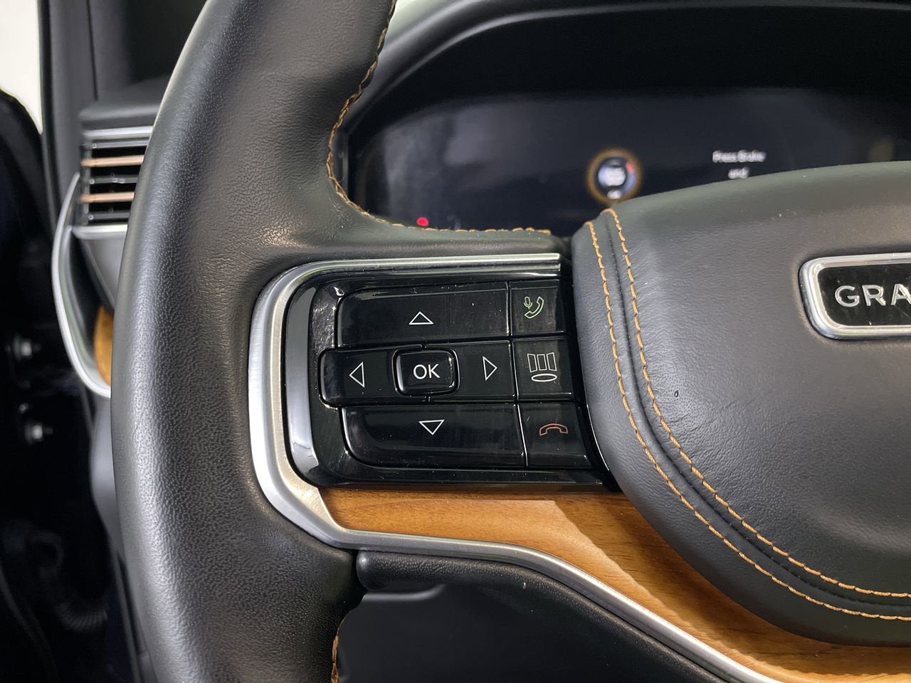 2022 Jeep Grand Wagoneer Series III