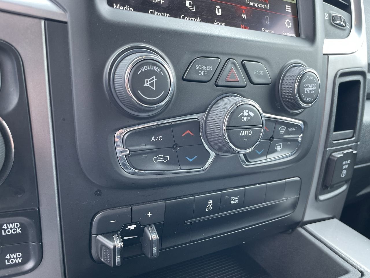 2023 RAM 1500 Classic SLT