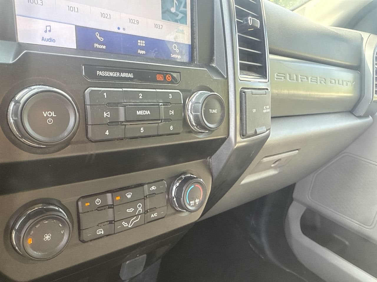 2022 Ford Super Duty F-250 SRW XLT