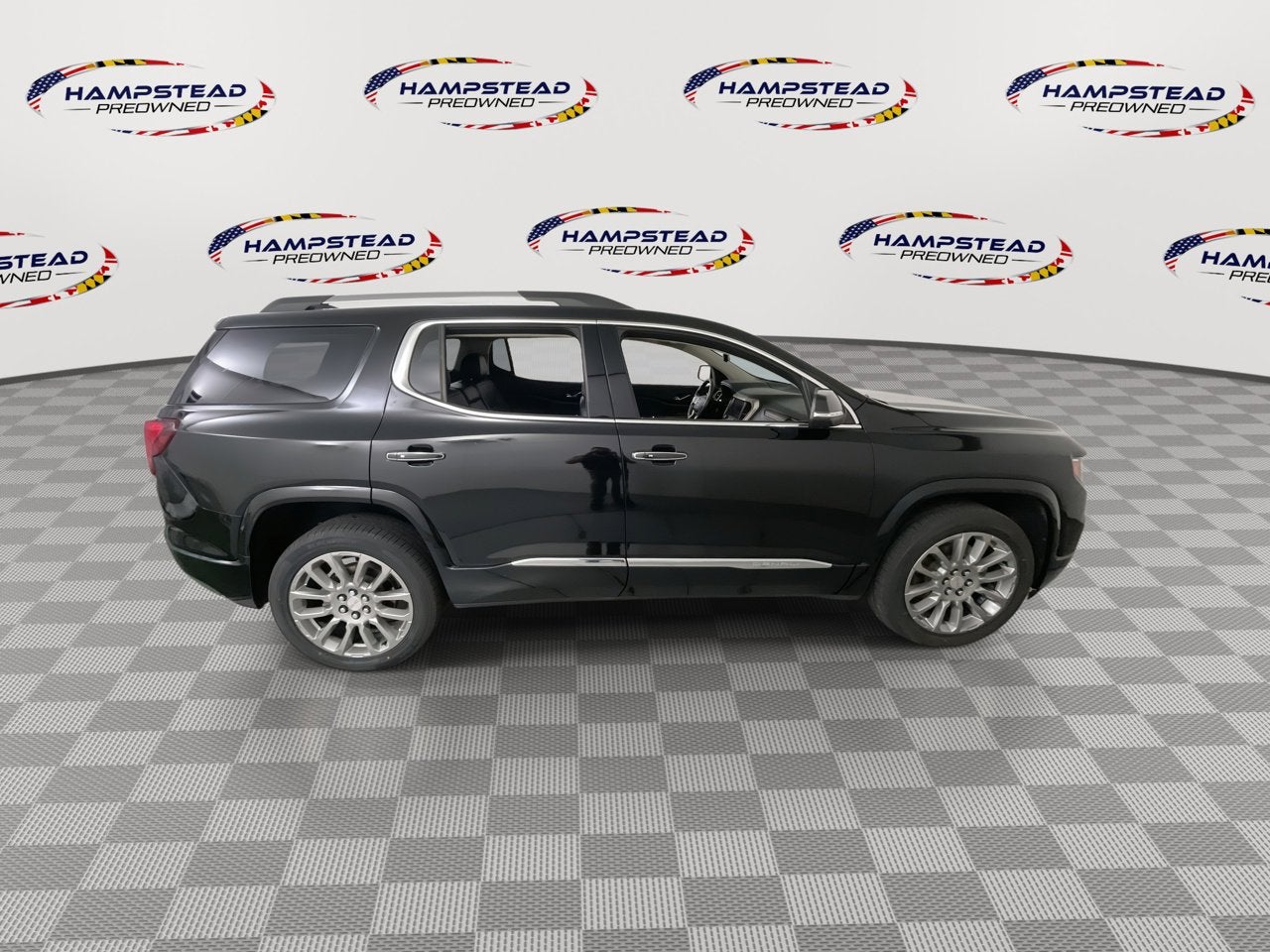 2022 GMC Acadia Denali