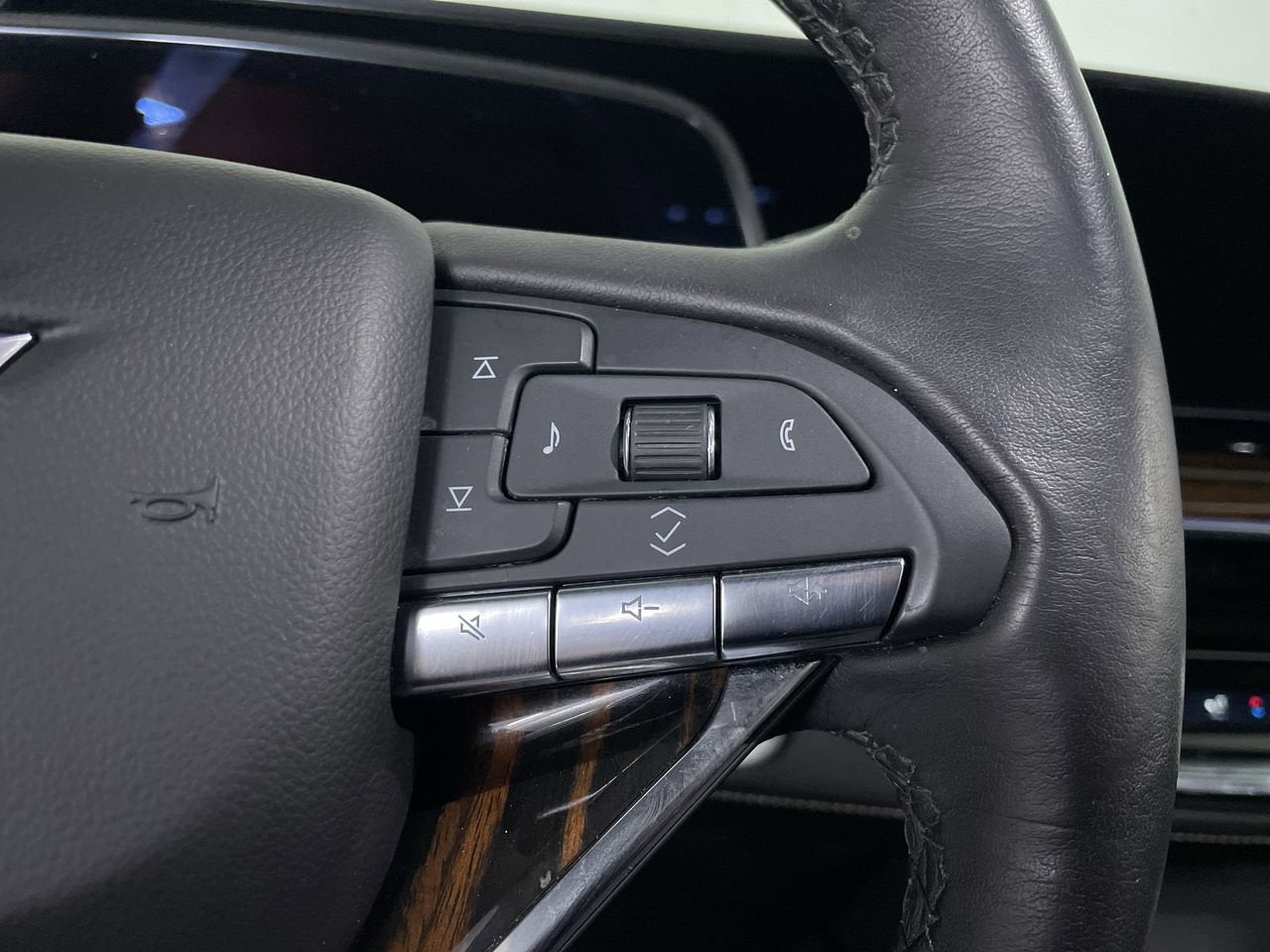 2023 Cadillac Escalade 4WD Premium Luxury