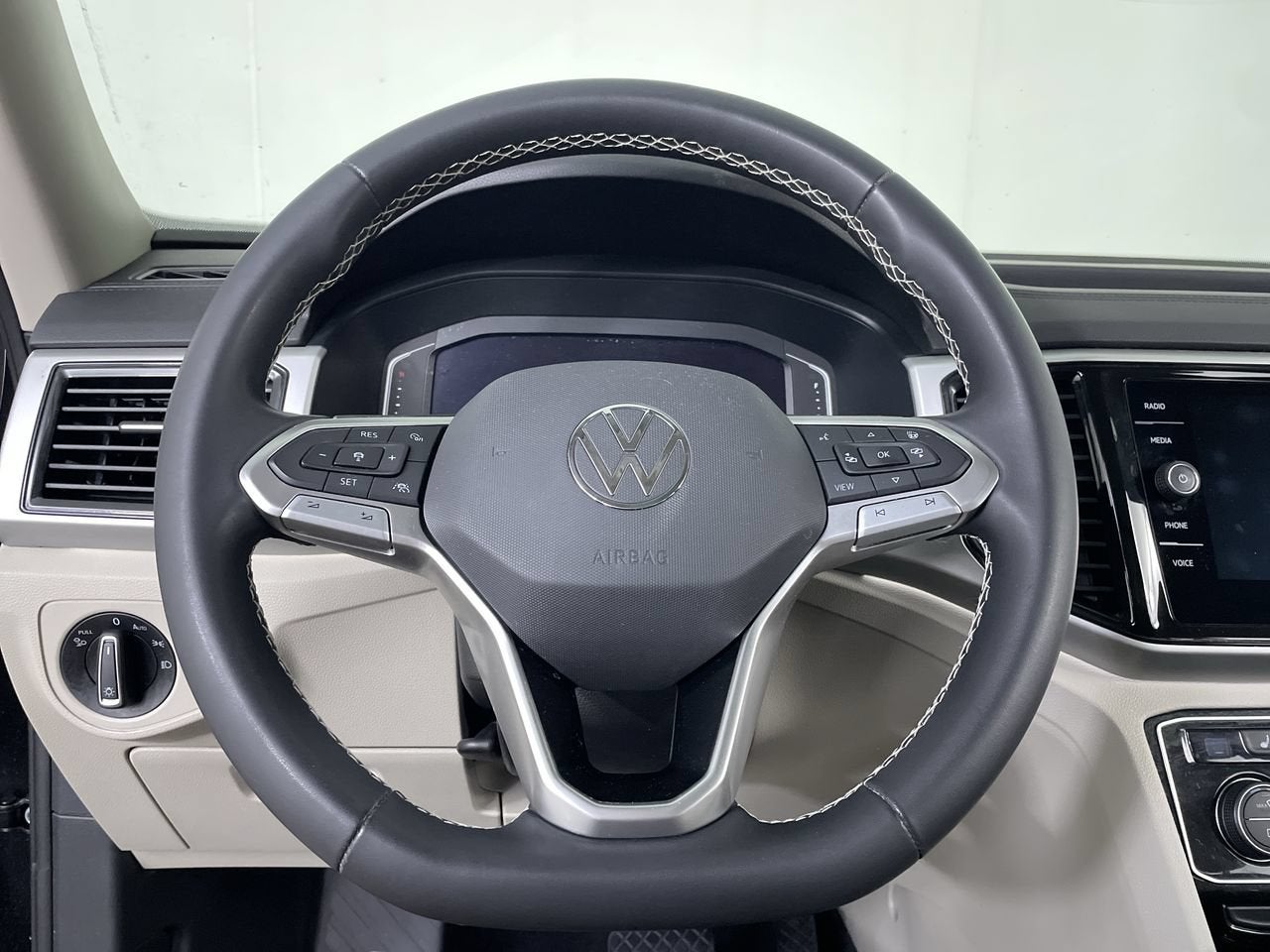2023 Volkswagen Atlas 3.6L V6 SEL