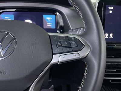 2025 Volkswagen Atlas Cross Sport 2.0T SE w/Technology