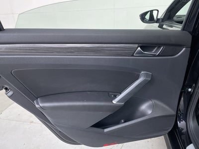 2021 Volkswagen Passat 2.0T R-Line
