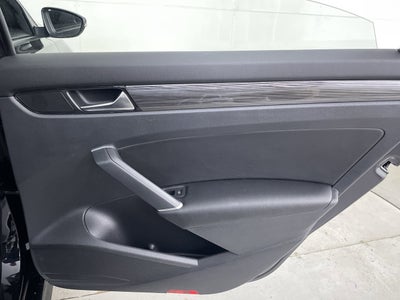 2021 Volkswagen Passat 2.0T R-Line