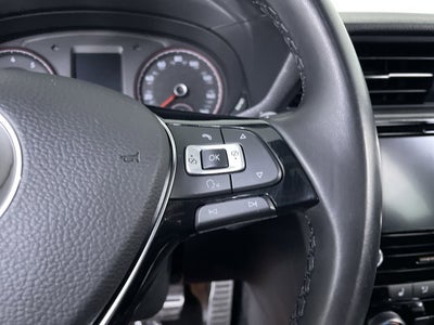 2021 Volkswagen Passat 2.0T R-Line