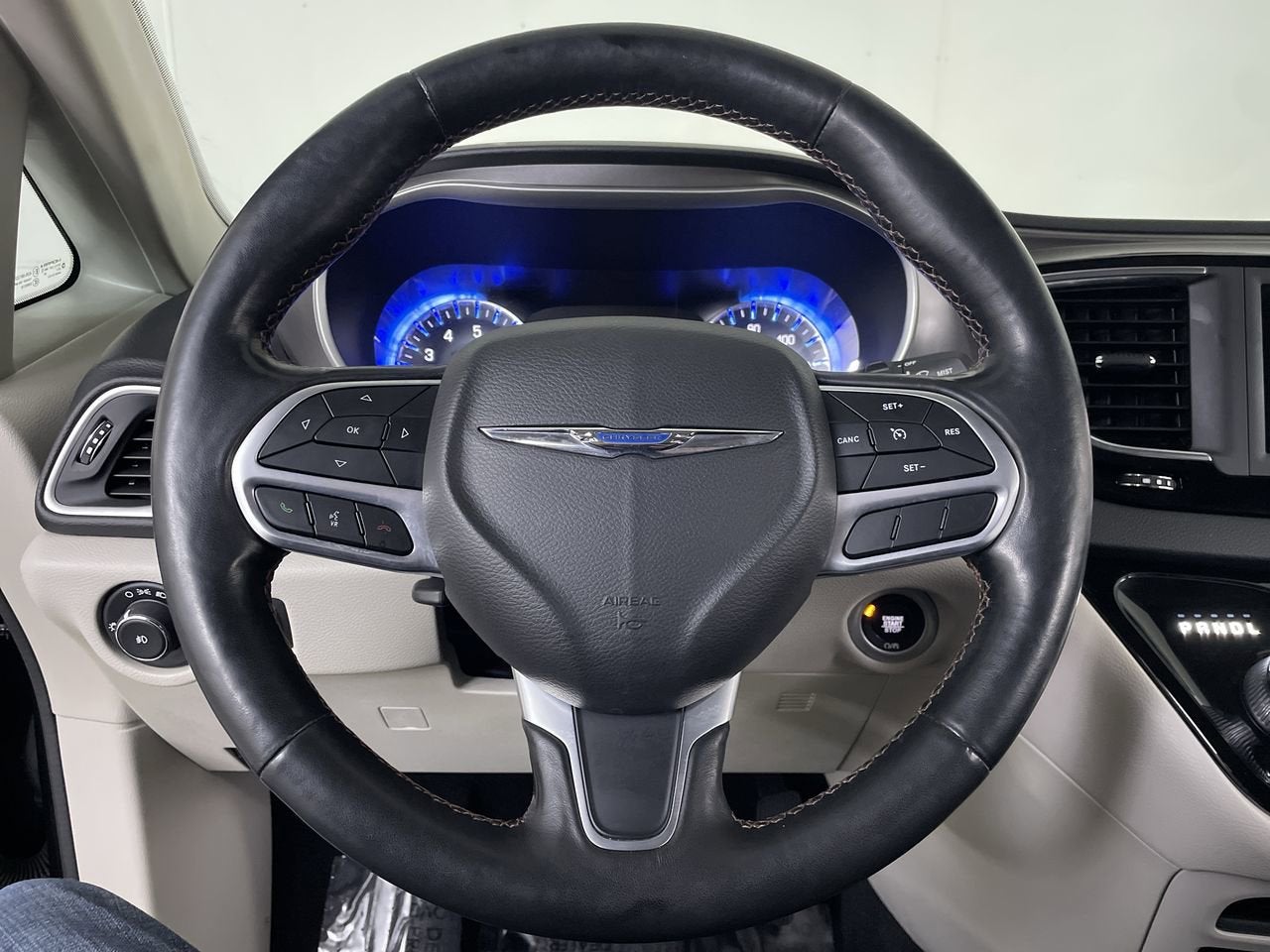 2020 Chrysler Pacifica Touring L