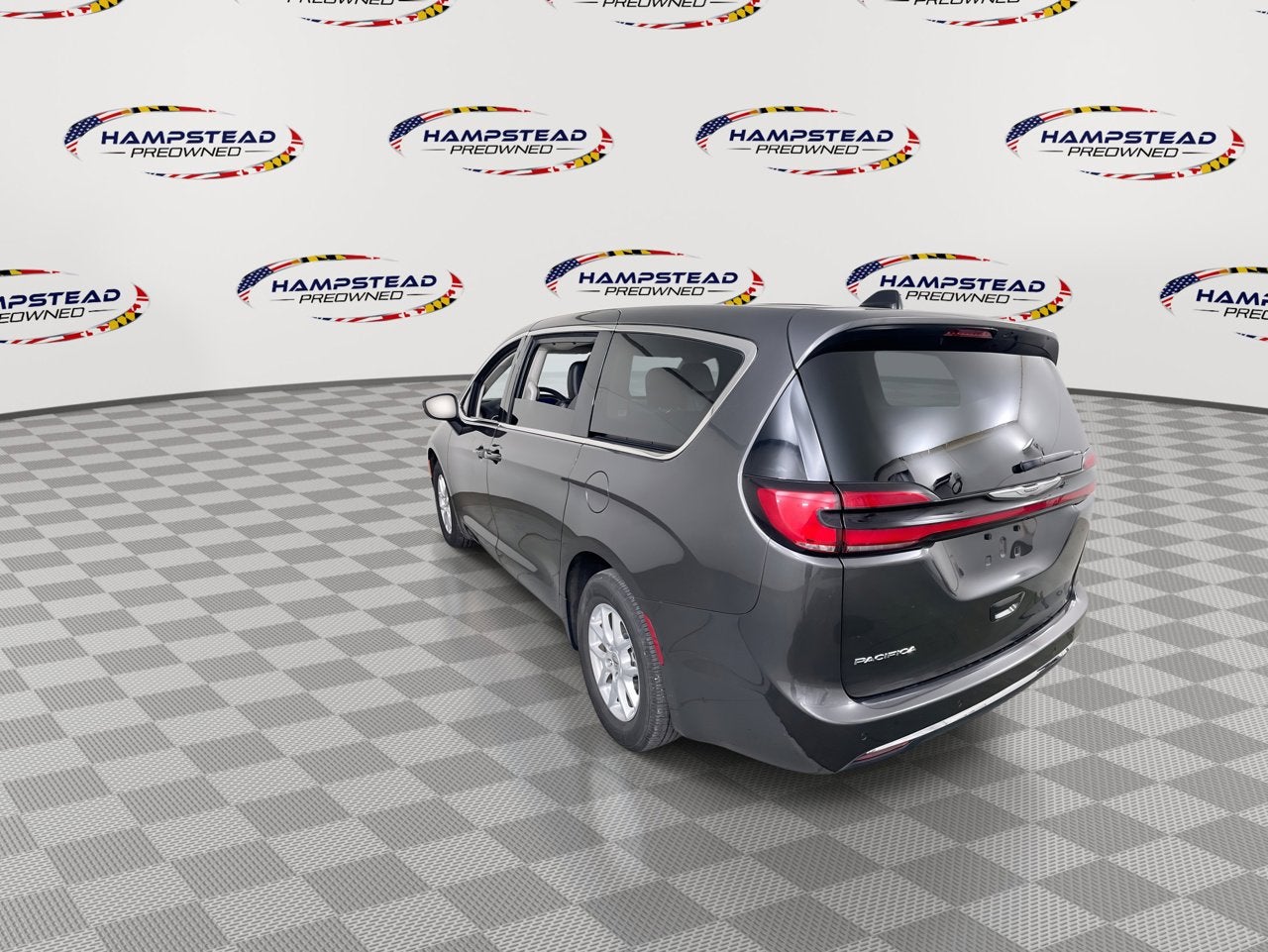 2023 Chrysler Pacifica Touring L