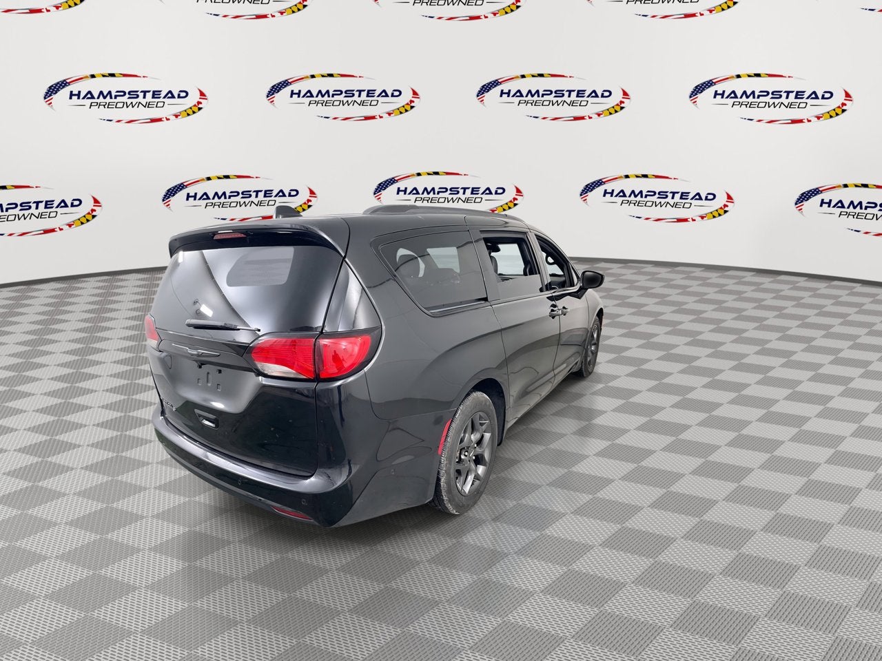 2020 Chrysler Pacifica Touring L