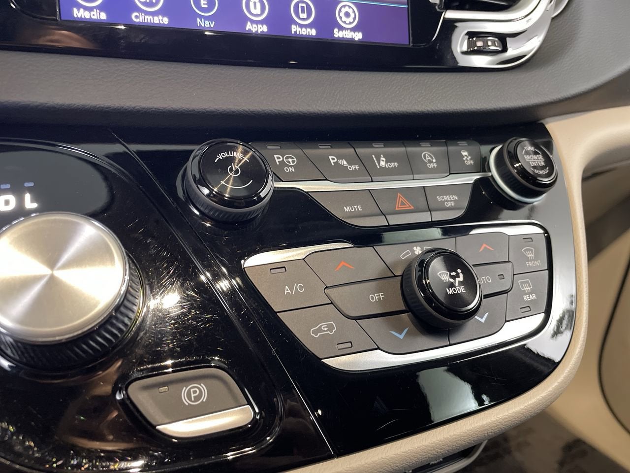 2020 Chrysler Pacifica Touring