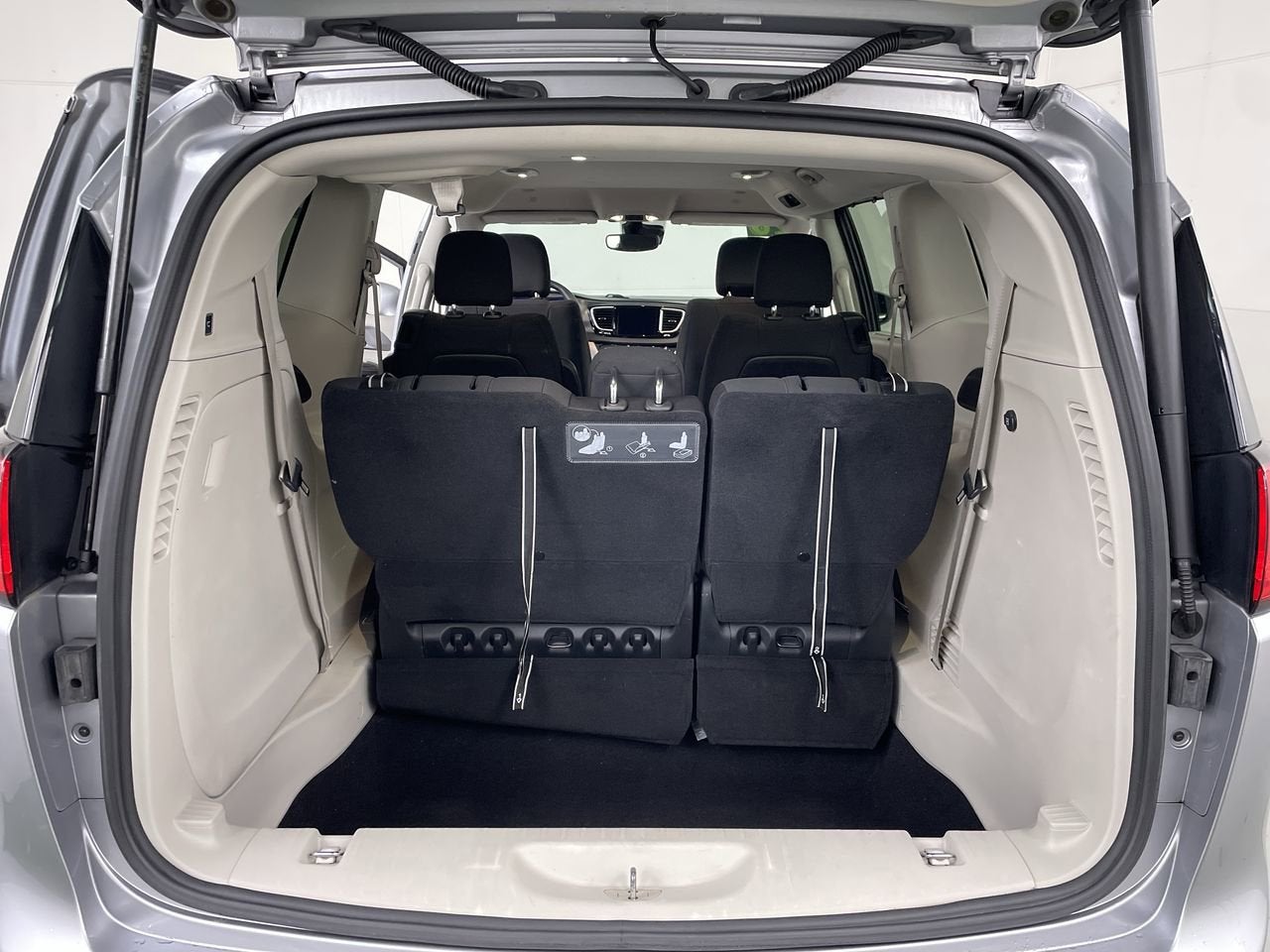 2020 Chrysler Pacifica Touring