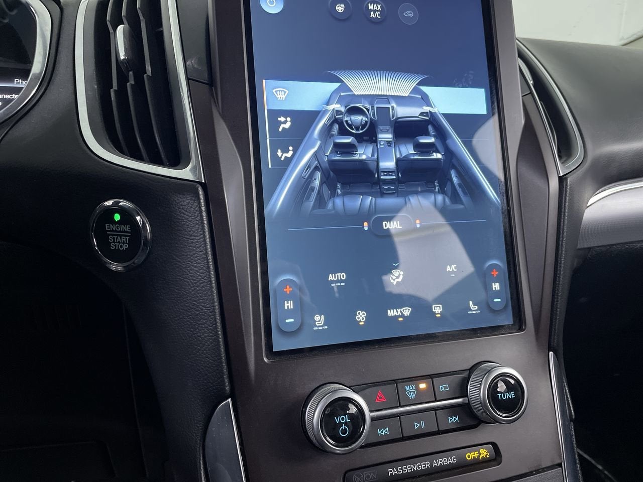 2021 Ford Edge Titanium