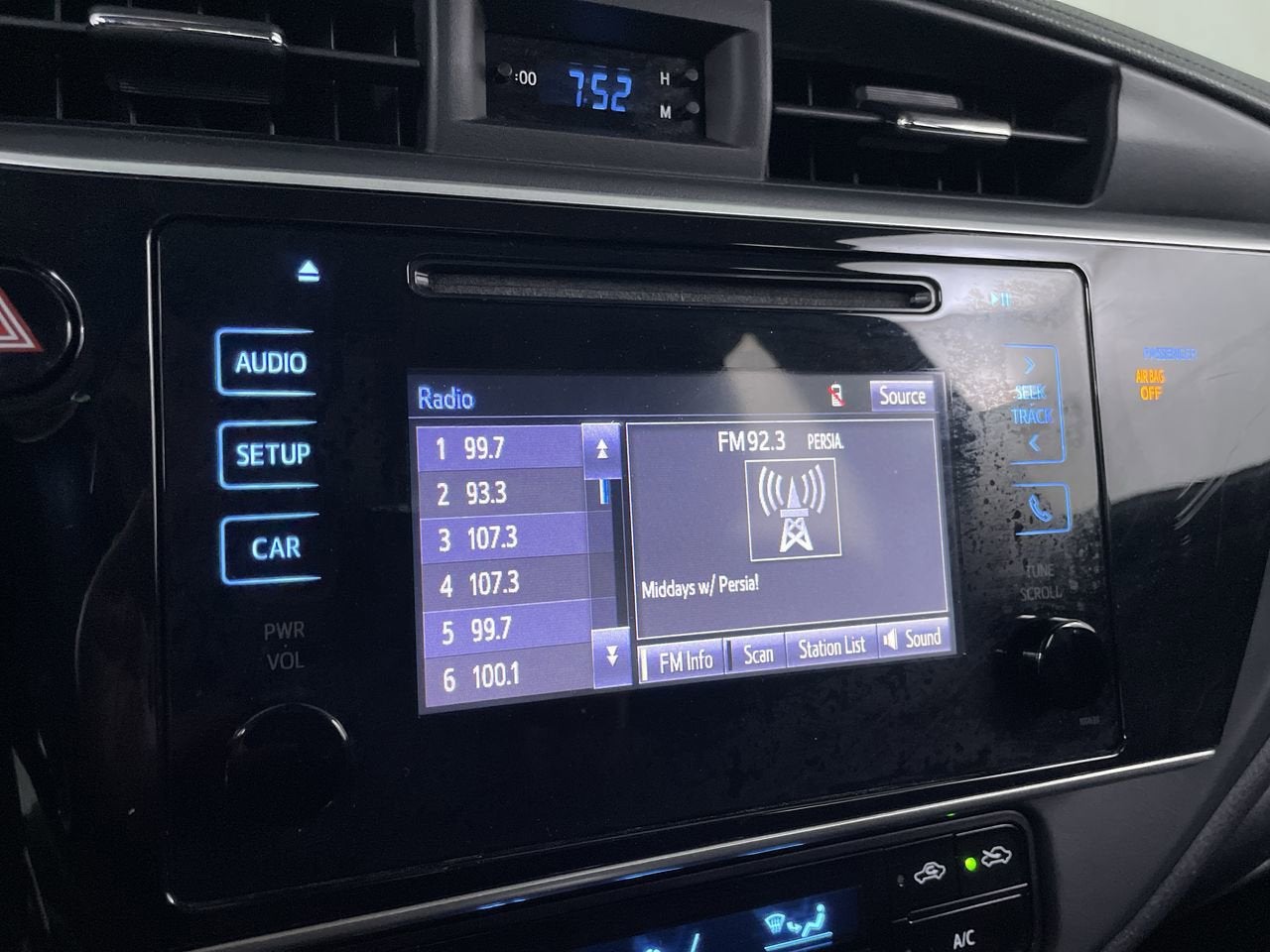 2018 Toyota Corolla LE