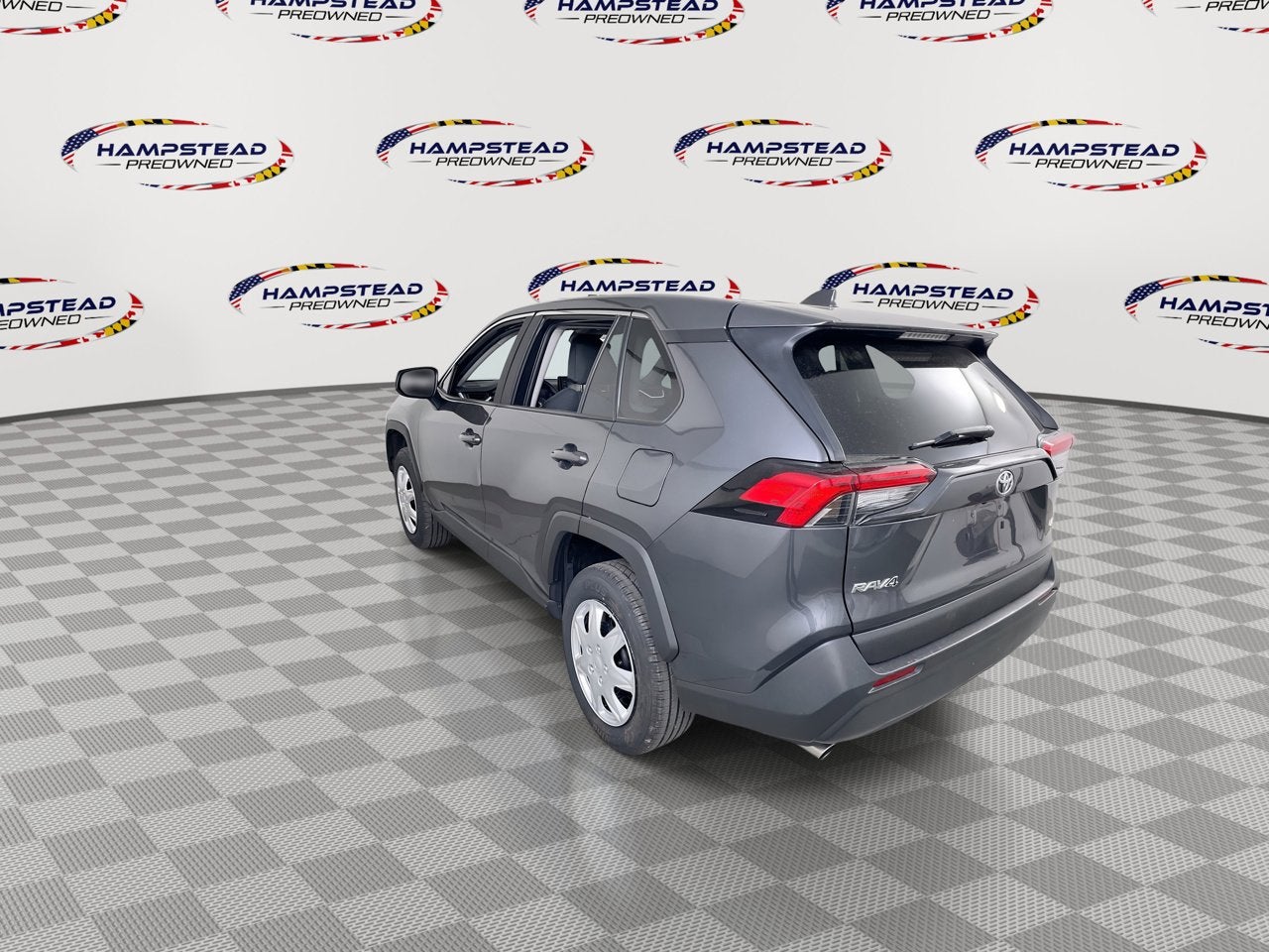2022 Toyota RAV4 LE