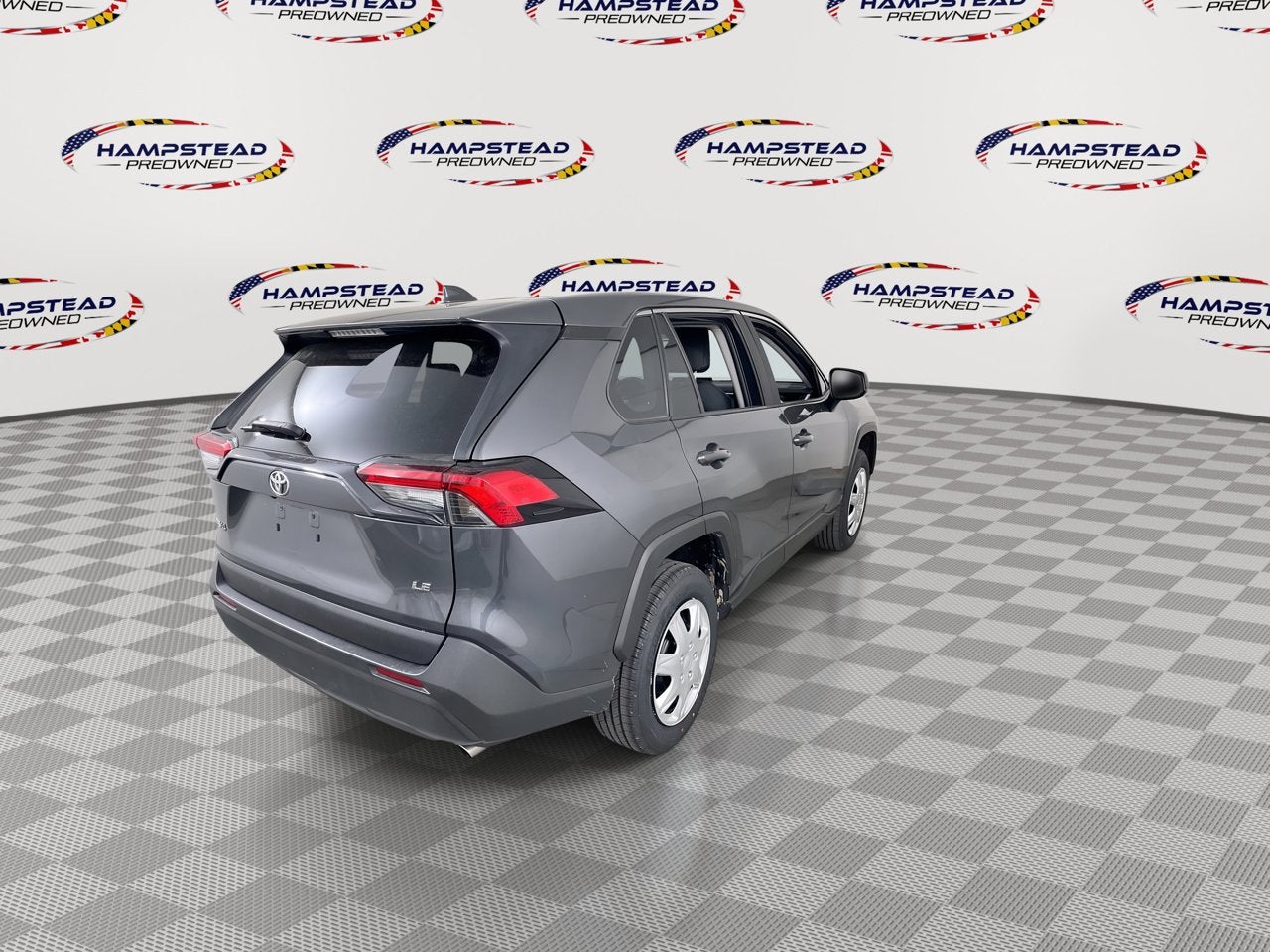 2022 Toyota RAV4 LE