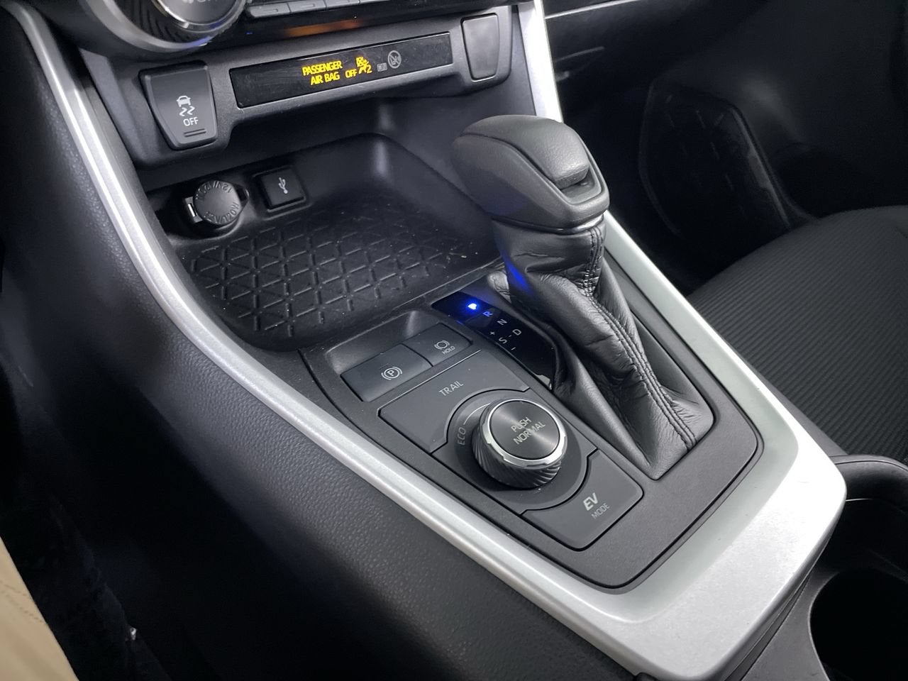 2021 Toyota RAV4 Hybrid Hybrid LE