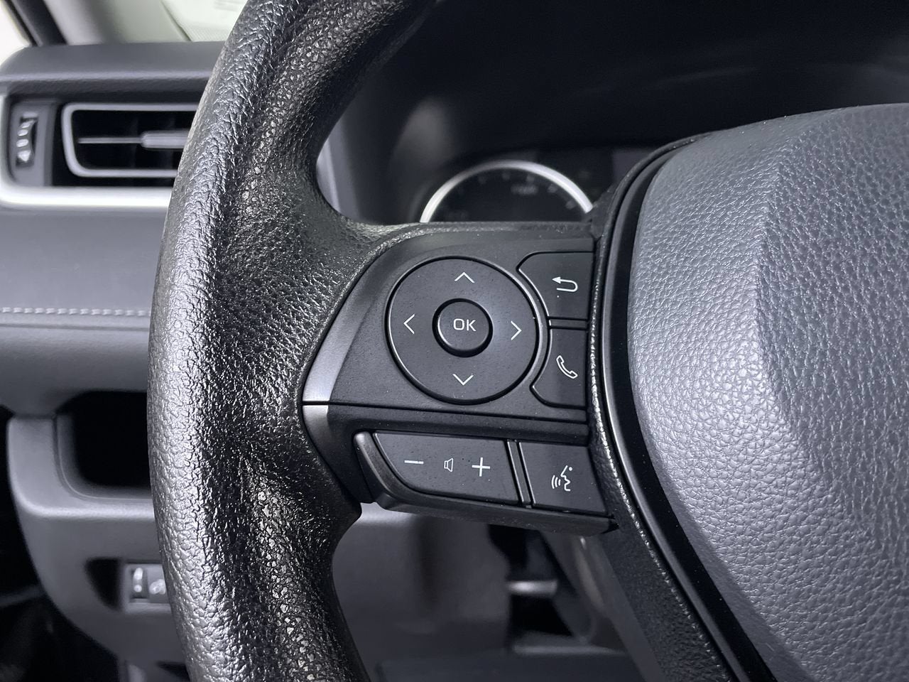 2021 Toyota RAV4 Hybrid Hybrid LE