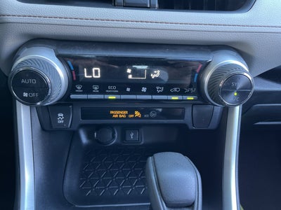 2020 Toyota RAV4 Hybrid Hybrid XLE