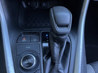 2020 Toyota RAV4 Hybrid Hybrid XLE