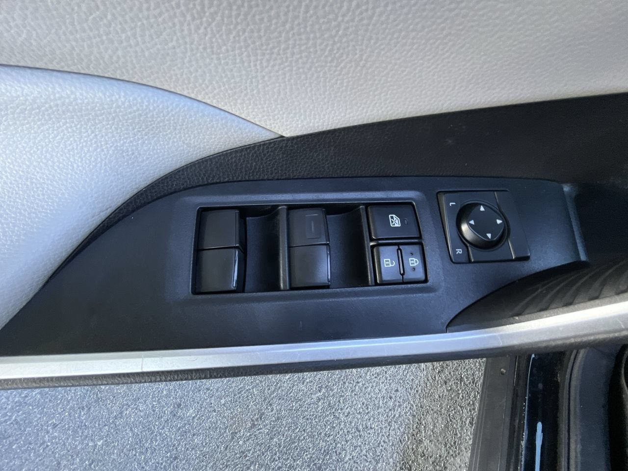 2020 Toyota RAV4 Hybrid Hybrid XLE