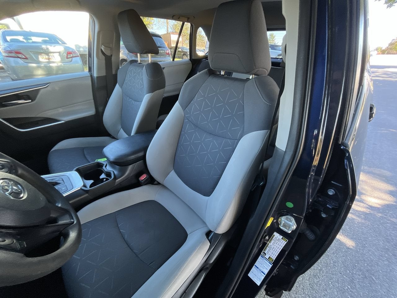 2019 Toyota RAV4 Hybrid Hybrid XLE