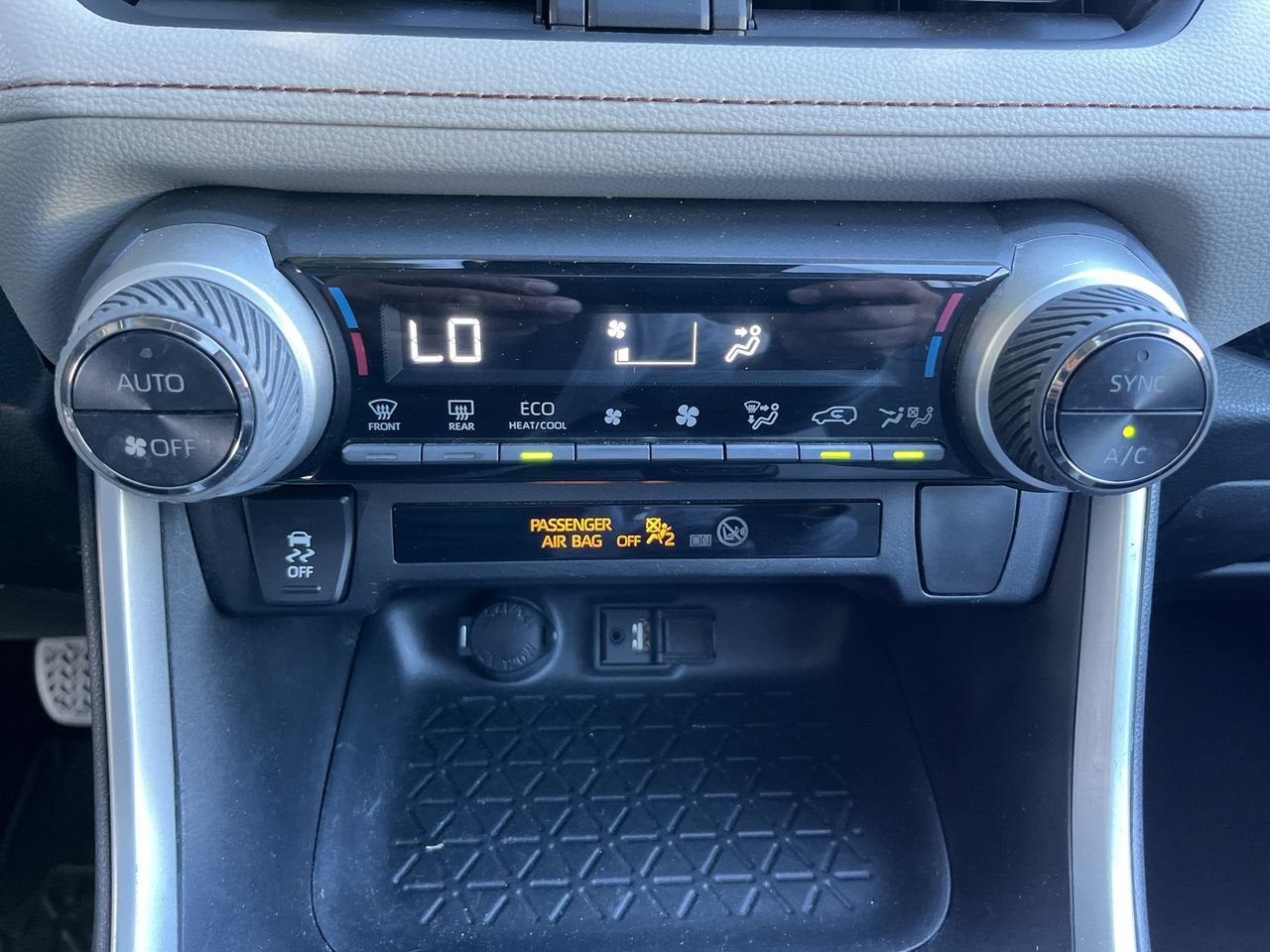 2019 Toyota RAV4 Hybrid Hybrid XLE