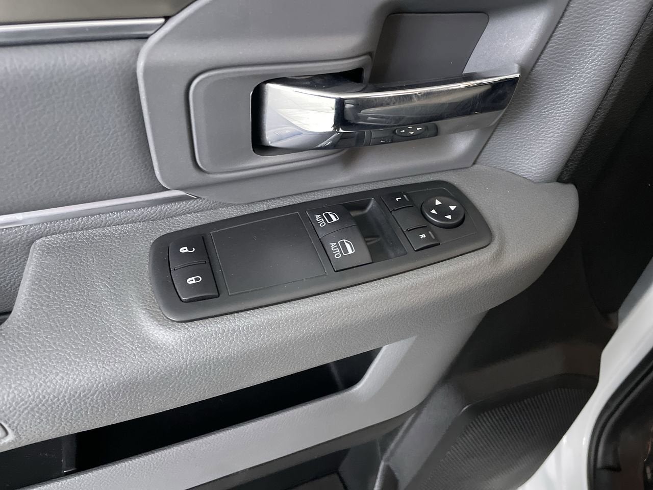 2020 RAM 1500 Classic SLT