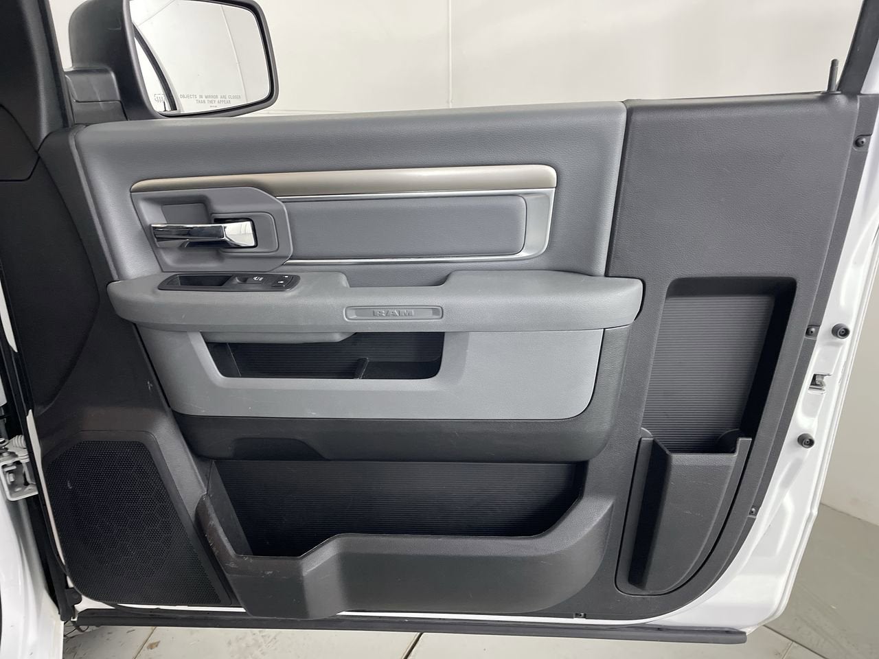 2020 RAM 1500 Classic SLT