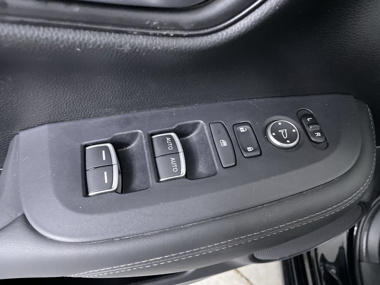 2023 Honda HR-V EX-L