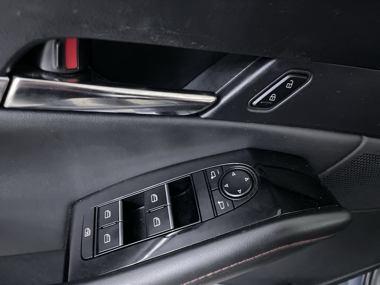 2025 Mazda Mazda CX-30 2.5 S Carbon Edition