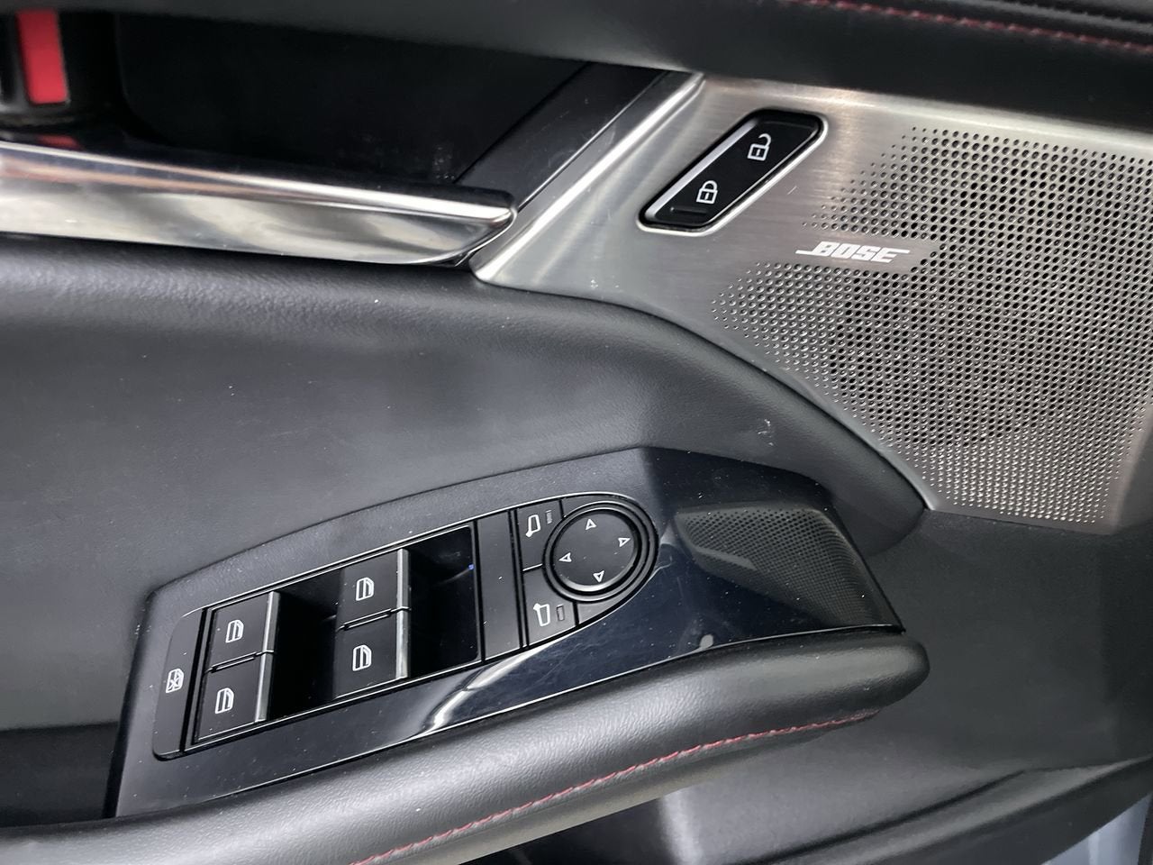 2023 Mazda Mazda3 2.5 S Carbon Edition