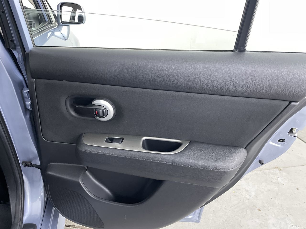 2012 Nissan Versa SL