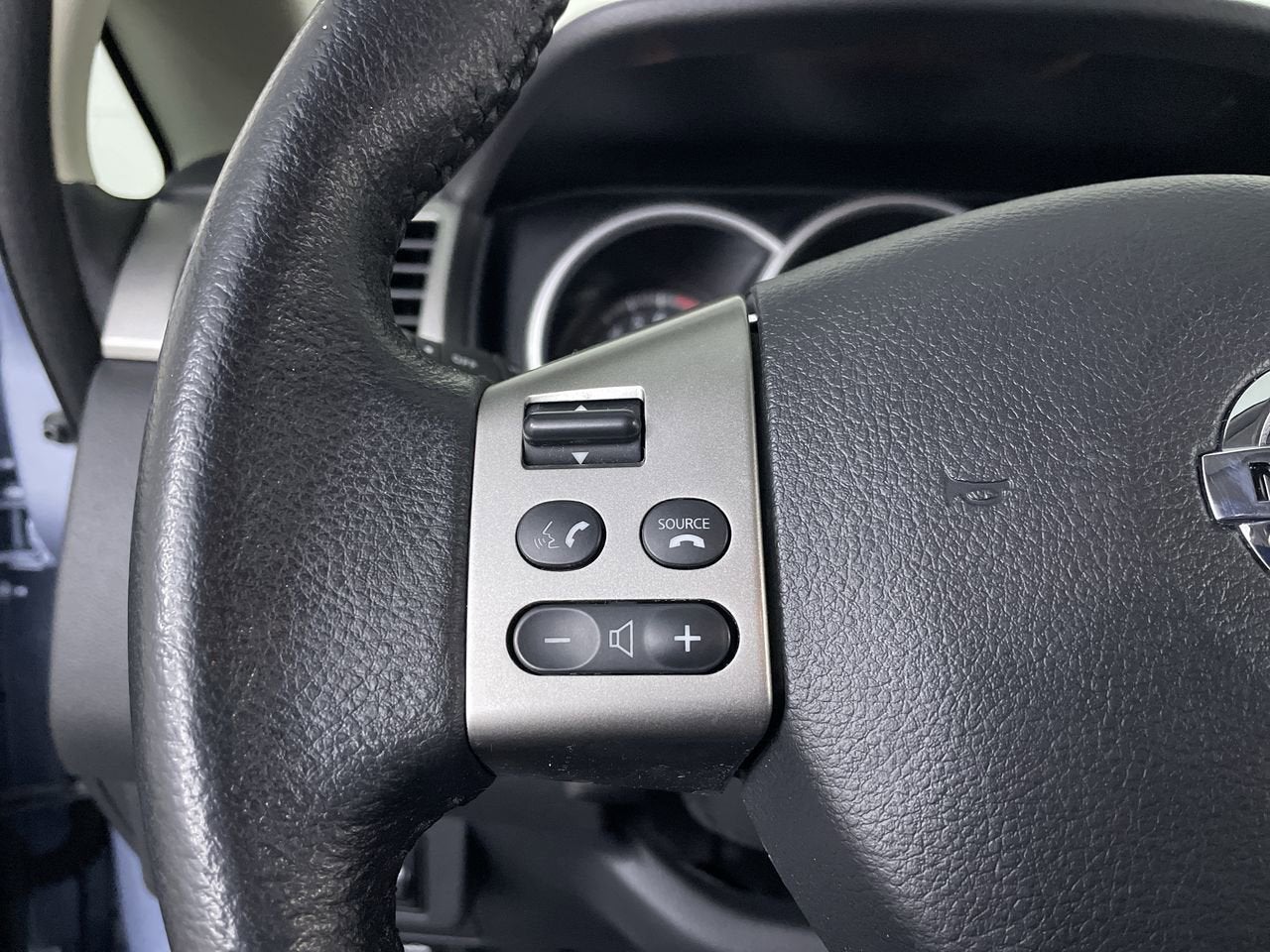 2012 Nissan Versa SL