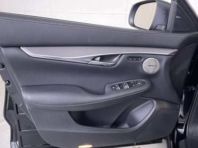 2023 INFINITI QX50 LUXE