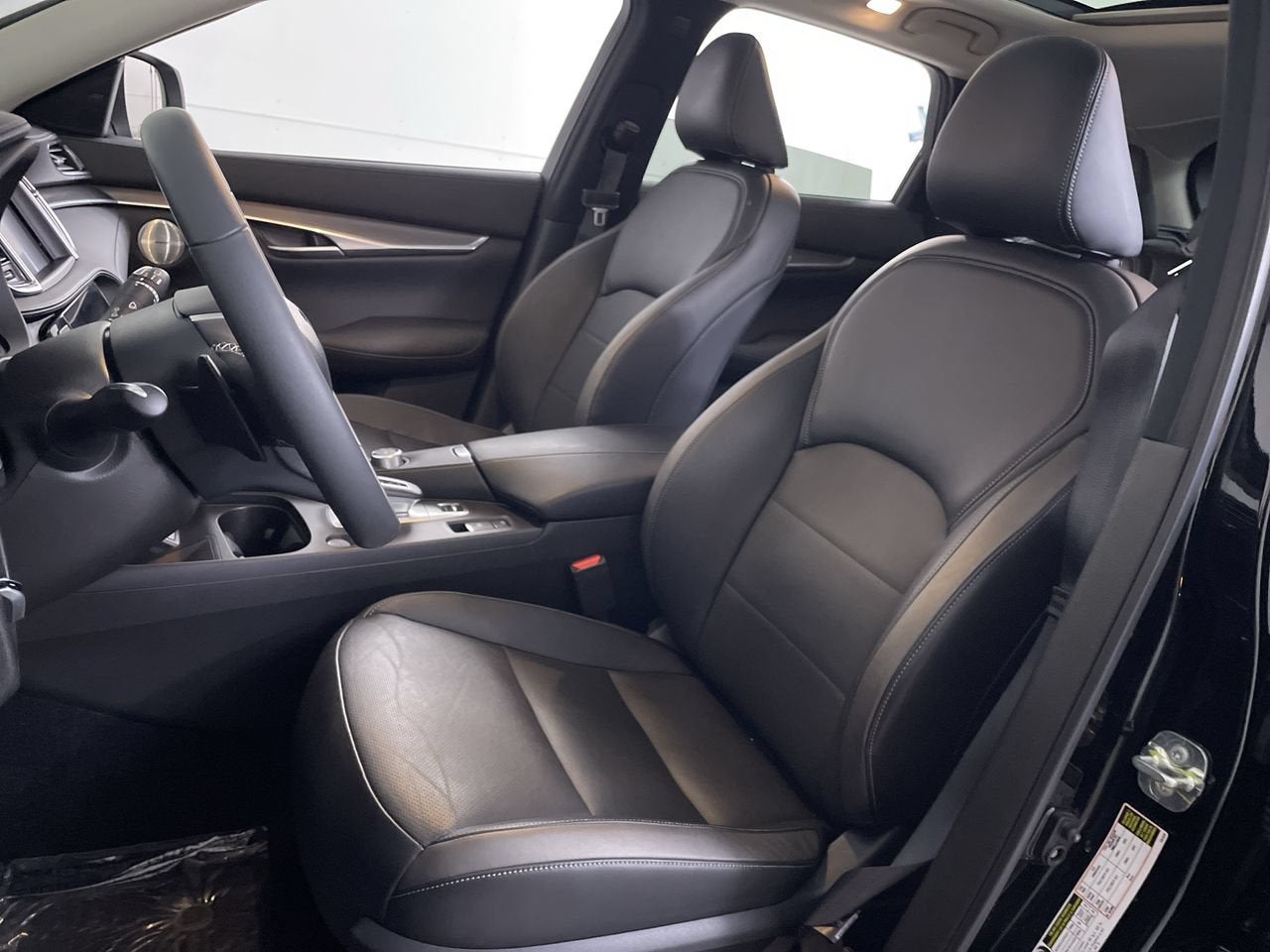 2023 INFINITI QX50 LUXE