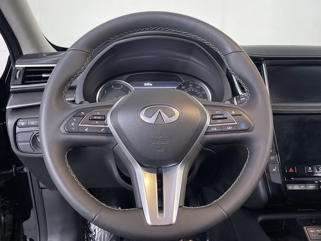 2023 INFINITI QX50 LUXE