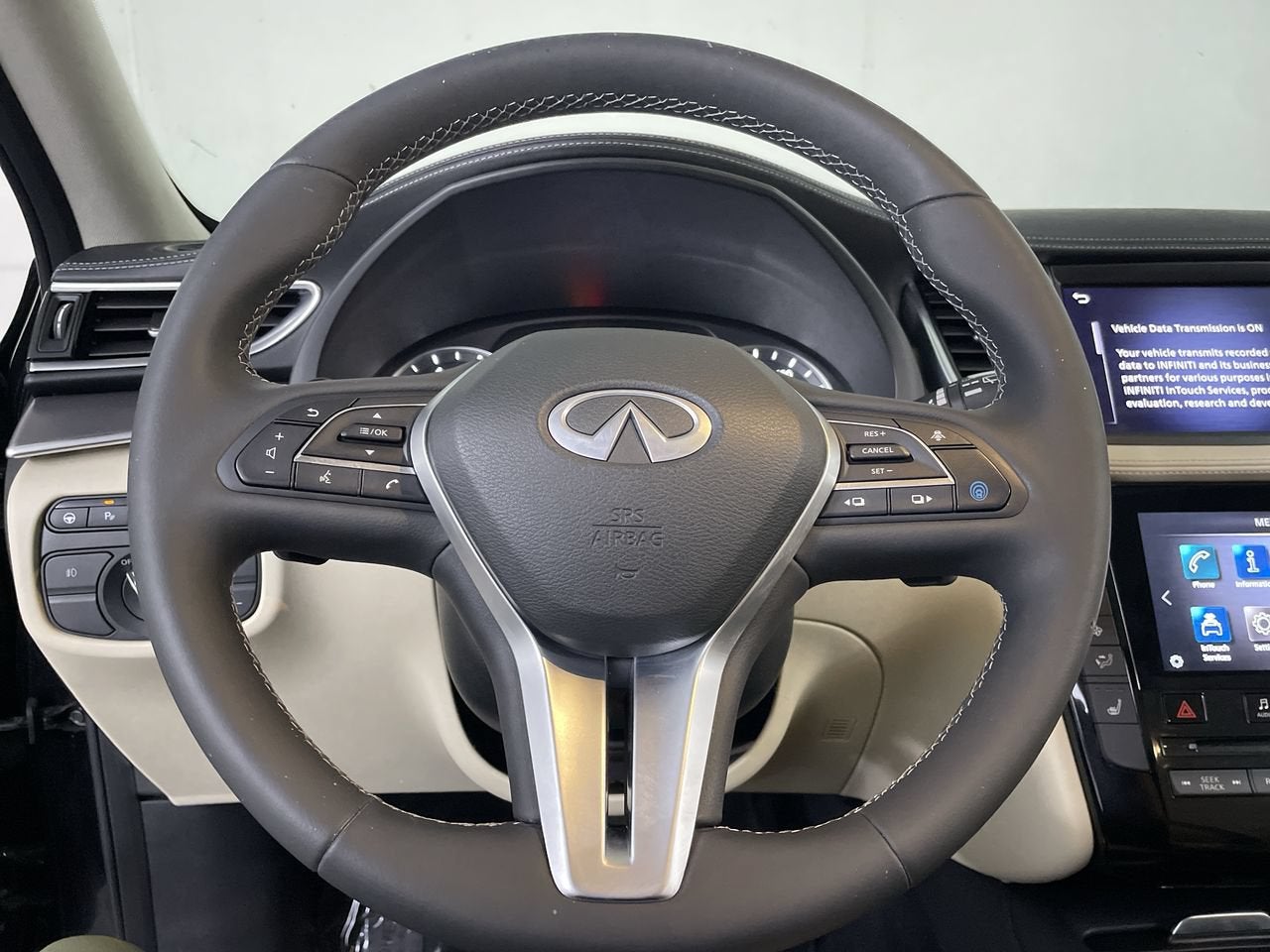 2022 INFINITI QX50 LUXE