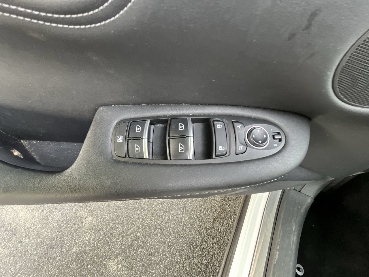2023 INFINITI QX55 LUXE