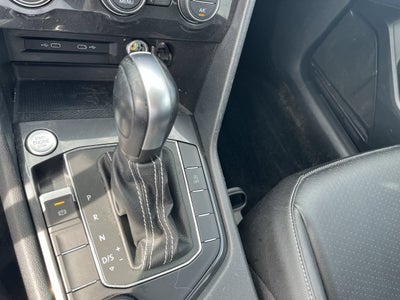 2021 Volkswagen Tiguan SE R-Line Black