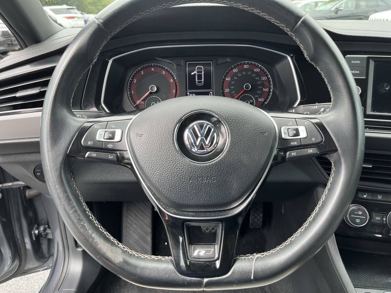 2019 Volkswagen Jetta R-Line