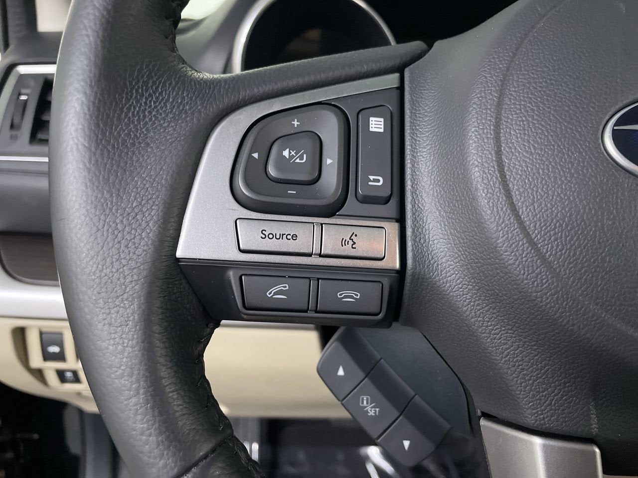 2016 Subaru Legacy 2.5i Limited