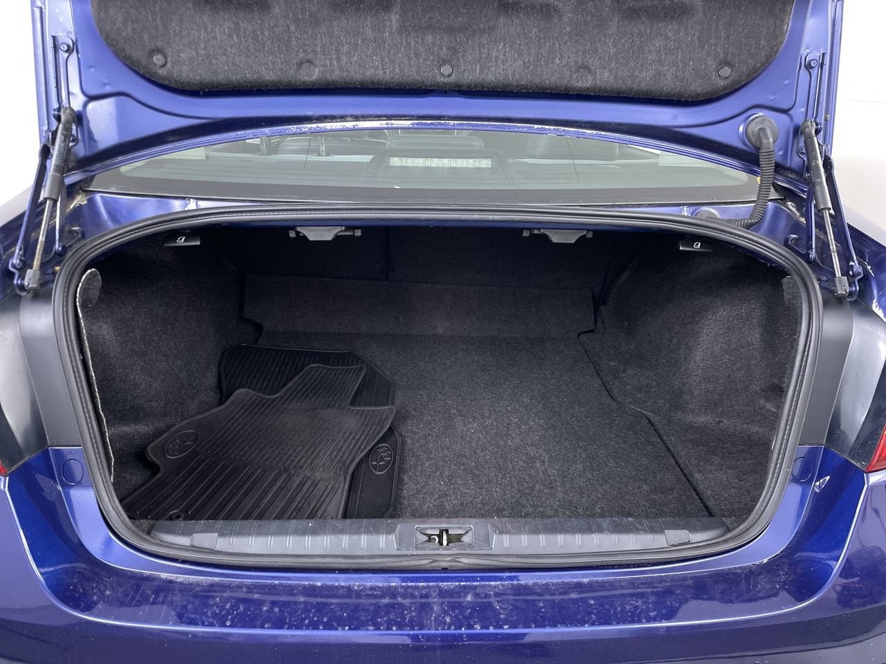 2017 Subaru Legacy Sport