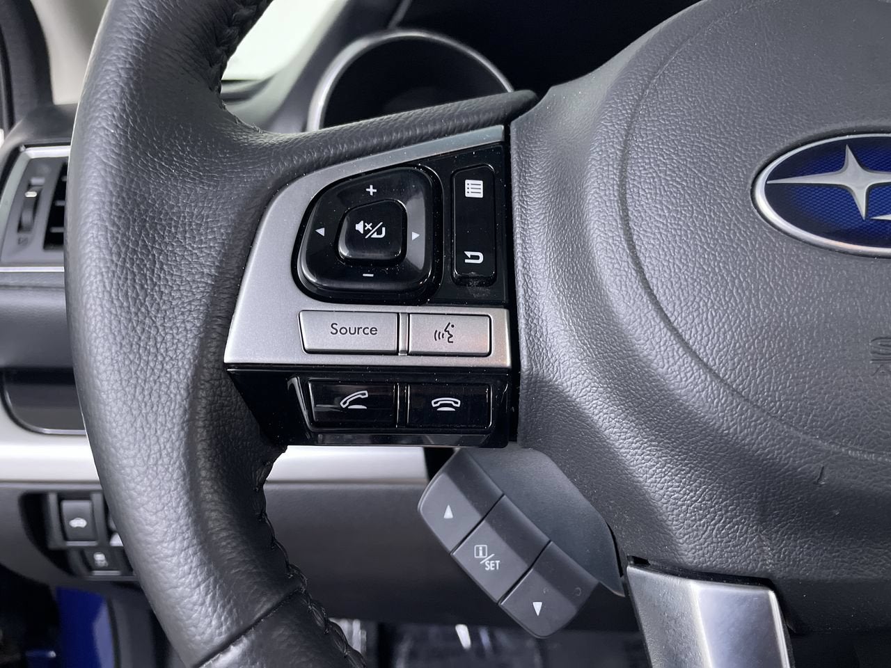 2017 Subaru Legacy Sport