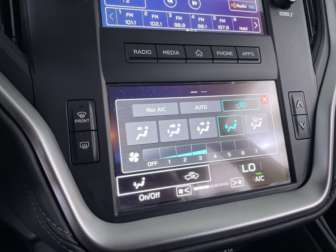 2022 Subaru Legacy Base